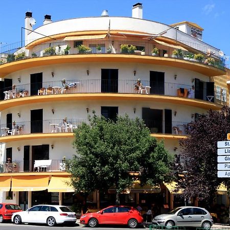 Apartamentos El Sol ตอสซาเดมาร์ ภายนอก รูปภาพ