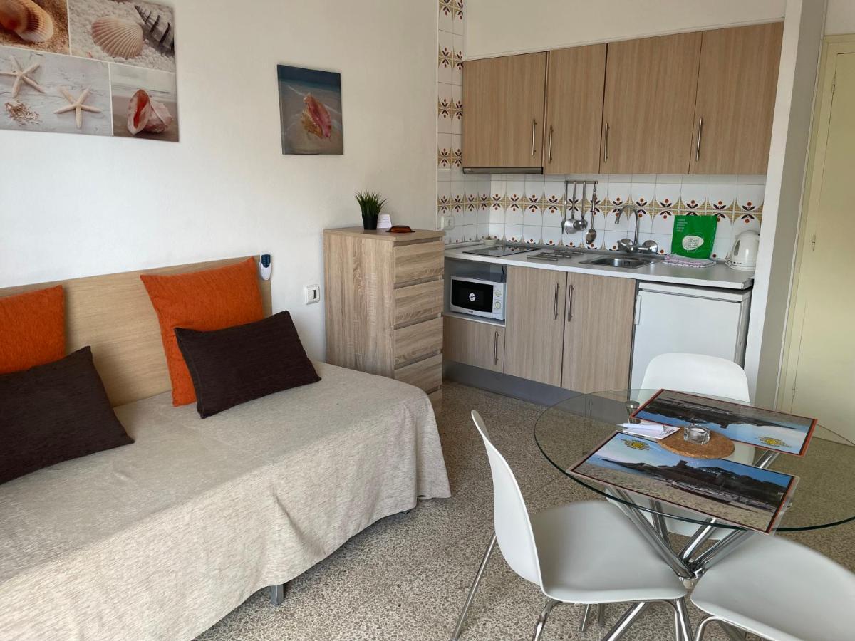 Apartamentos El Sol ตอสซาเดมาร์ ภายนอก รูปภาพ