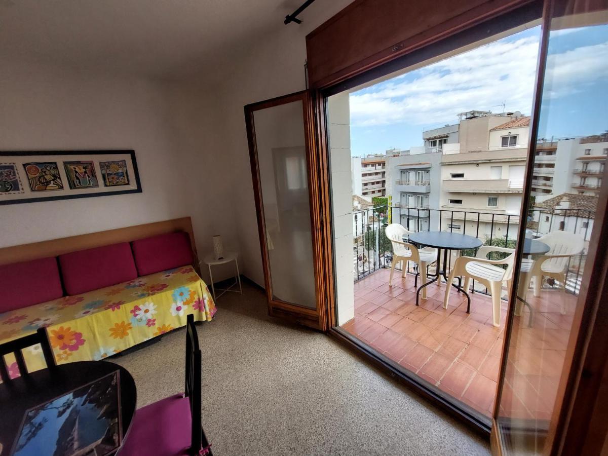 Apartamentos El Sol ตอสซาเดมาร์ ภายนอก รูปภาพ