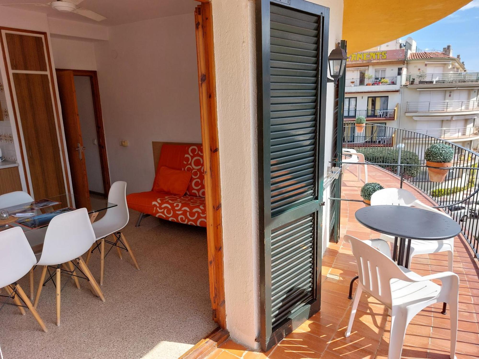 Apartamentos El Sol ตอสซาเดมาร์ ภายนอก รูปภาพ